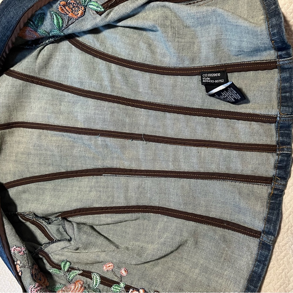 Embroidered denim jacket E by EC like new size 4 - Picture 8 of 11